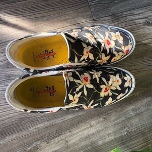 SeaVees Black Floral Slip-On Loafers